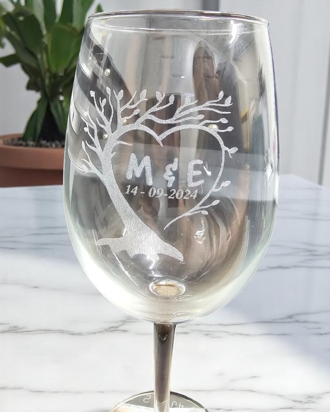 COPAS DE CRISTAL GRABADAS DE VINO DE CHAMPAN BODAS PERSONALIZADAS BRINDIS QUE TIERNO LAS PALMAS CANARIAS GRABADO Y CORTE LASER