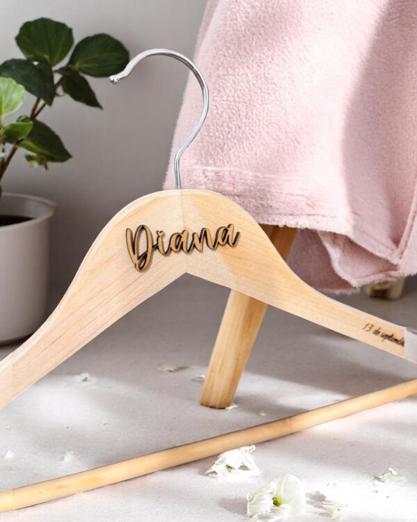 PERCHA PARA NOVIOS MADRINA PADRINO NIÑOS BODAS PERSONALIZADAS QUE TIERNO LAS PLAMAS CANARIAS GRABADO Y CORTE LASER IMPRESION UV PERSONALIZACIÓN (1)