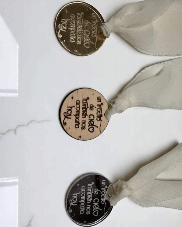 PLACA PARA RAMO DE NOVIA UN TROCITO DE CIELO TAMBIEN NOS ACOMPANA HOY BODAS PERSONALIZADAS LAS PALMAS QUE TIERNO CANARIAS FLORES RECUERDO