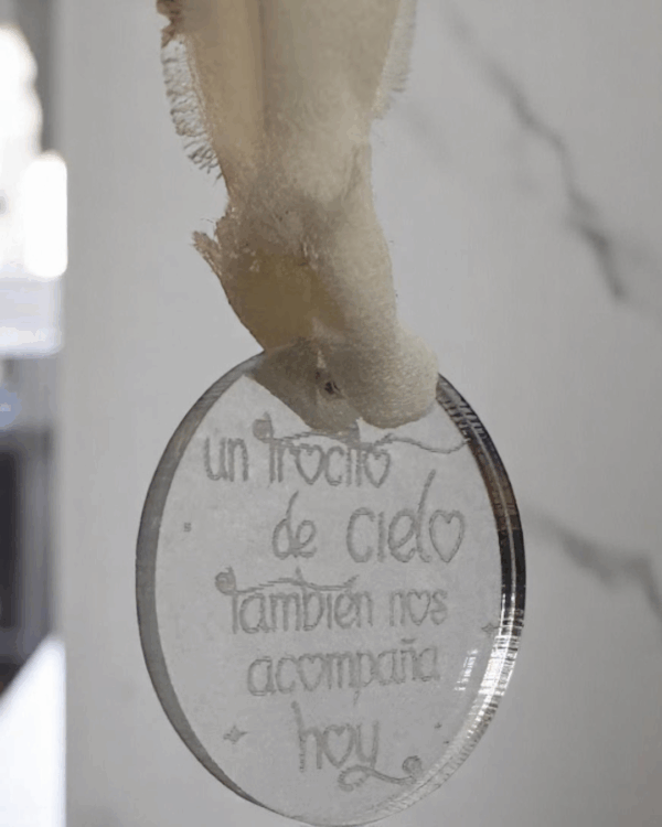 PLACA PARA RAMO DE NOVIA UN TROCITO DE CIELO TAMBIEN NOS ACOMPANA HOY BODAS PERSONALIZADAS LAS PALMAS QUE TIERNO CANARIAS FLORES RECUERDO